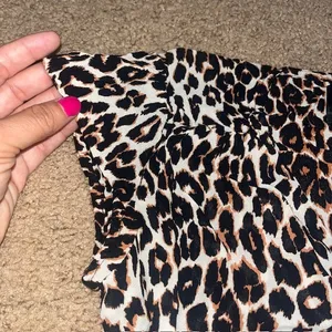 Reformation April Moxie Wrap Top Leopard Animal Print‎ Brown XS thumbnail 4