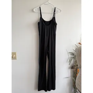 OFFLINE by Aerie Real Me Xtra‎ Flare Bodysuit Black Size Medium Jumpsuit Yoga thumbnail 3