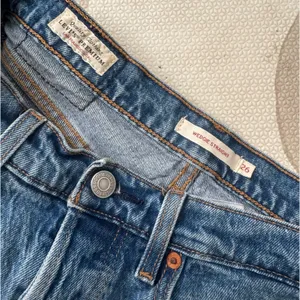 Levi’s Wedgie Straight Jeans thumbnail 5