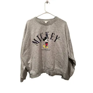 NWOT H&M Disney Mickey Mouse Grey Crewneck Sweatshirt L thumbnail 2