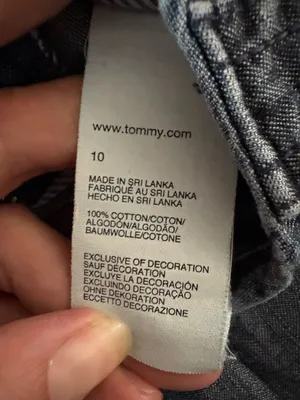 Tommy Hilfiger Women's Blue Denim Cargo Shorts Size 10 thumbnail 3