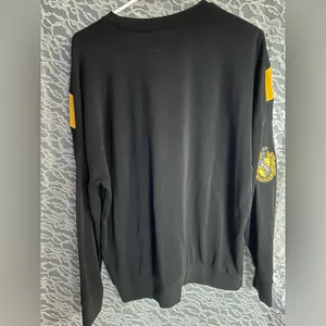 Harry Potter Hufflepuff Oversized Crewneck Lightweight Sweater thumbnail 4