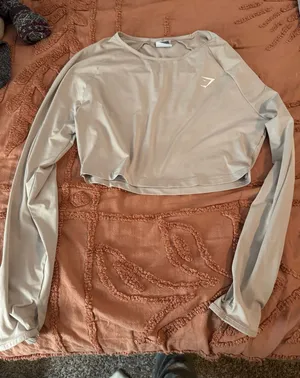Gymshark Cropped Long Sleeve thumbnail 1