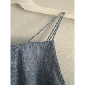 NWT Natural Life Erin Floral Embroidered Chambray Denim Tank Top Size Medium thumbnail 4