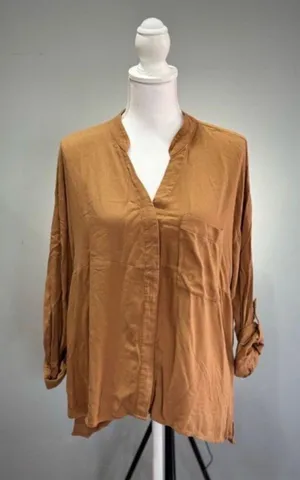 CLEARANCE! Brown Young, Fabulous & Broke Top Size M EUC thumbnail 1