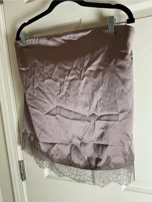 Zara Silky Lace Trim Strapless top in Dusty Mauve Size Large thumbnail 2