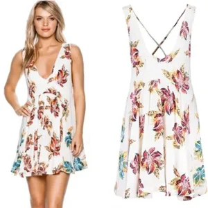 Free People Thought I Was‎ Dreamin Plunging V-Neck Floral Mini Dress Size Small thumbnail 5