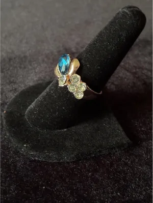 Vintage Style Teal Blue Teardrop Ring with Clear Rhinestone Clusters Sz 8 thumbnail 3
