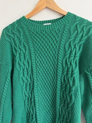 Aritzia Sunday Best Peggy Sweater Cable Knit V-Neck Size xxs xs small green thumbnail 4