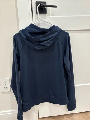 Quince Flow knit Pullover Hoodie in Heather Deep Navy Size Small thumbnail 4