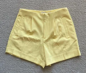 A New Day Bright Yellow Pleated Shorts High Rise Tailored Size 4 Pocket Like New thumbnail 4