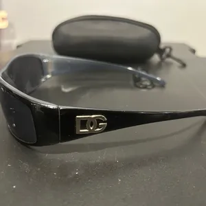 Dolce & Gabbana unisex Black Sunglasses thumbnail 4