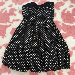 ✨ NWT Vintage-Inspired Black & White Polka Dot Bubble Hem Strapless Mini Dress ✨ thumbnail 6