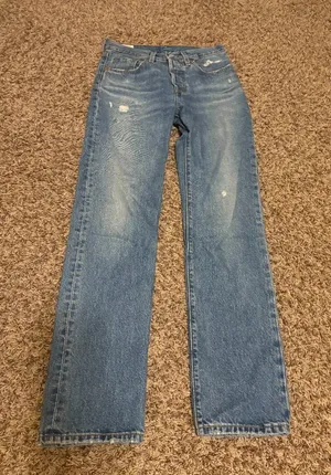 Levi's 501 Jeans W 24 X L 30 Medium Blue Denim Button Fly Belt Loop Distressed thumbnail 1
