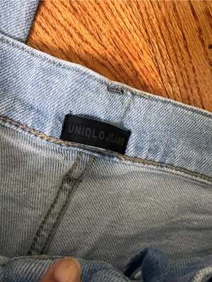 Uniqlo Light Wash Jeans - Classic Straight Fit thumbnail 4