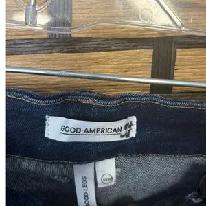 Good American Good Legs Jeans Size 12/31‎ thumbnail 5