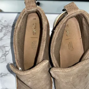 TOMS Paxton Ankle Sneaker Light Taupe Suede Size 7 Casual Comfy‎ Slip On Cushion thumbnail 4