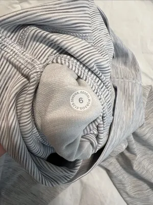 Lululemon Wunder Under High Rise Luxtreme leggings thumbnail 4