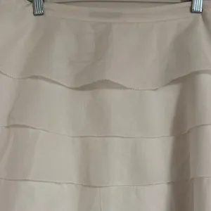 Ann Taylor Elegant White Lined Tiered Skirt thumbnail 2