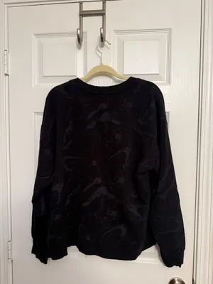 All In Motion Printed Black Crewneck Size Large thumbnail 3
