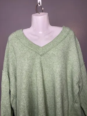 Aerie Sweater Womens Medium Green V Neck Relaxed Knit Pullover Cozy Oversized thumbnail 1