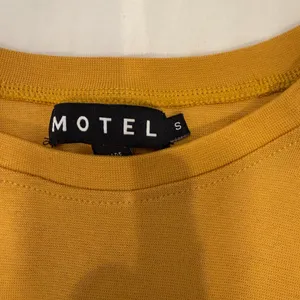 Motel Rocks Mustard Midi Dress thumbnail 3