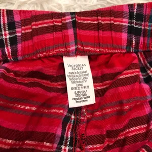 Victoria’s Secret Plaid Tartan Jogger Pajama Pants Red Pink Size Small‎ thumbnail 5