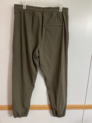 Vuori Miles Olive Drawstring Jogger Pants Size Large thumbnail 4