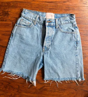 Revice Denim high rise button fly raw hem shorts thumbnail 1