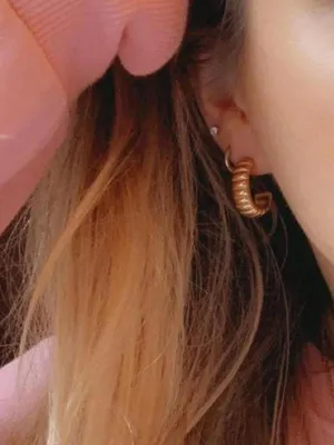 Gold Ribbed Hoop Earrings thumbnail 4