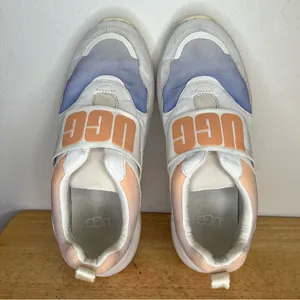 UGG  Women's La Flex Sneaker‎ Scallop Gradient 6 whithe pink & blue thumbnail 8