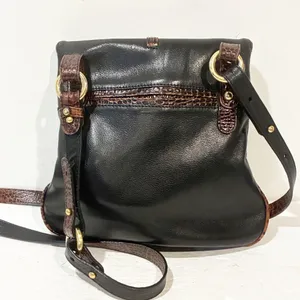 Brahmin Vintage Black Soft Leather Brown Trim Shoulder Bag thumbnail 6