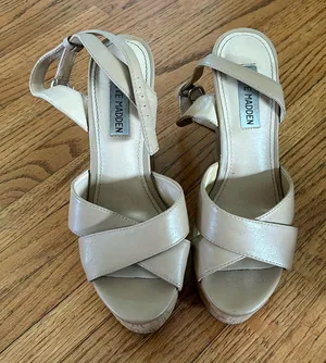 Steve Madden Wedges thumbnail 1