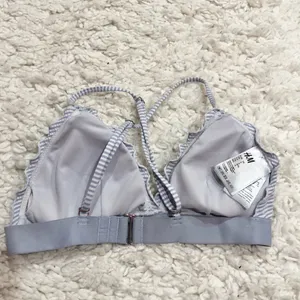 H&M Seersucker Striped Ruffle Bikini‎ Top Blue periwinkle 6 thumbnail 2