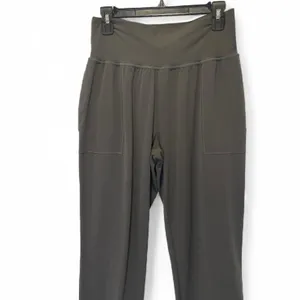 Athleta Cruise in Powervita High-Waisted Jogger. Size M thumbnail 2