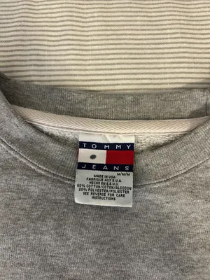 Vintage Tommy Hilfiger Crew Neck thumbnail 3