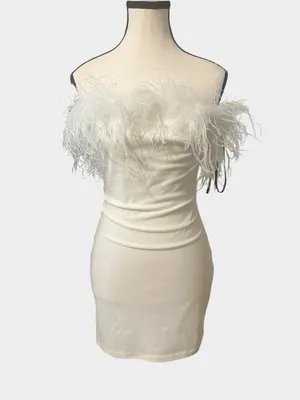 Alyce Paris 4524 White Feather Strapless Bodycon Mini Dress Size 00 Bridal Party thumbnail 3