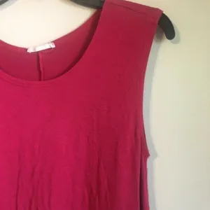 Tres Bien medium dark‎ red dress thumbnail 2