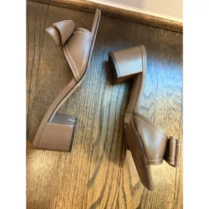 Schutz Brienne Heeled Bow Sandal Women's Size 7B thumbnail 3