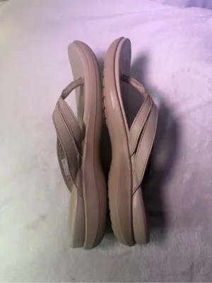 CROCS Women's Beige/Tan Strappy Flip Flop Sandals thumbnail 8