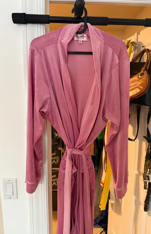 Juicy Couture Pink Robe thumbnail 1