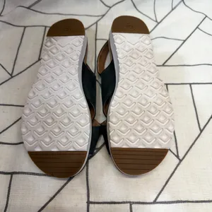 UGG Kari‎ Slingback Sandals 7.5 Black Leather Crisscross Platform 1092259 thumbnail 7