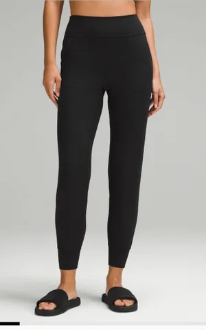 Lululemon Align Joggers thumbnail 5