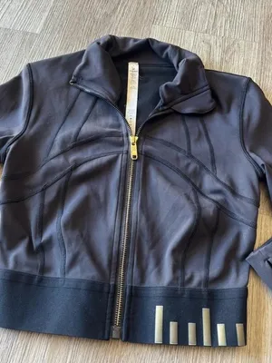 Lululemon Special Edition Define Black Jacket thumbnail 1
