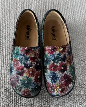 Alegria Multicolored Rainbow Floral Gray Nursing Comfort Clogs Shoes Sz 39 thumbnail 1