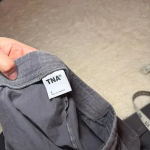 Aritzia Tna Pants Size Small Dark Gray NWOT thumbnail 6
