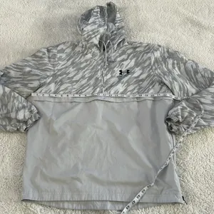 Under Armour Women's Sz L Gray Camo Windbreaker Anorak Jacket Athleisure Luxe thumbnail 3