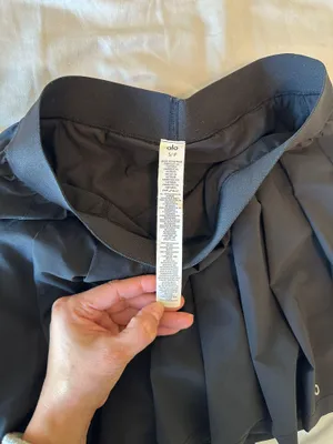 ALO Varsity Tennis Skirt in Black Size Small ($74) thumbnail 2