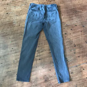 American Eagle gray distressed size 12 normcore stretchy jeggings thumbnail 4