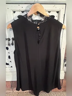 Pink Peony Black Lace Sleeveless Blouse Top Size Large L Keyhole Back NWT thumbnail 7
